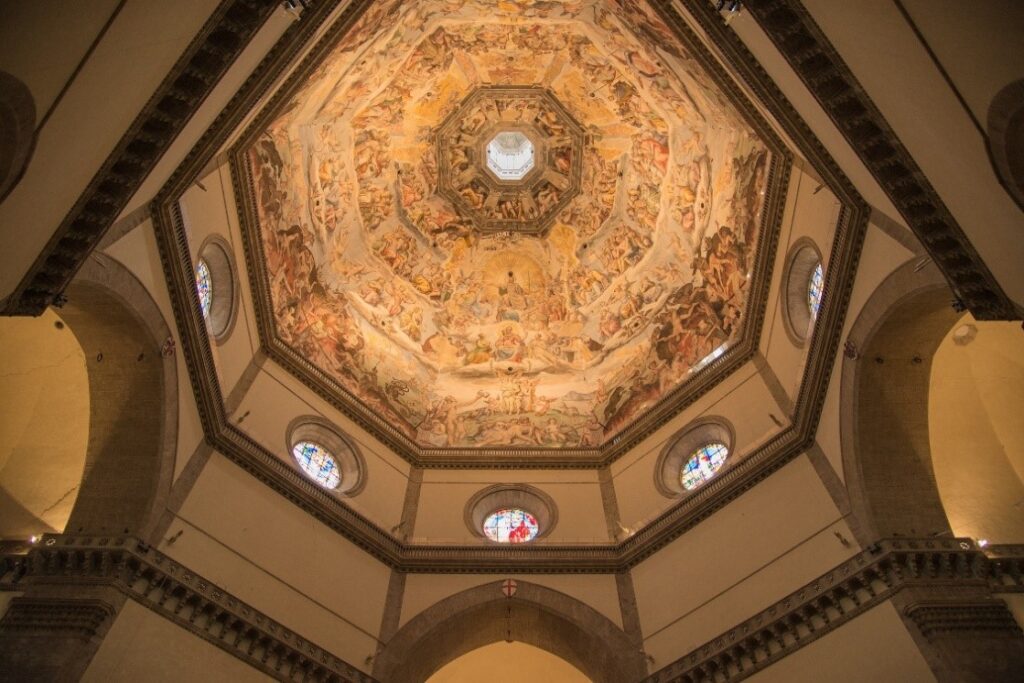 تصویر 3 نمای داخلی گنبد کلیسای جامع فلورانس